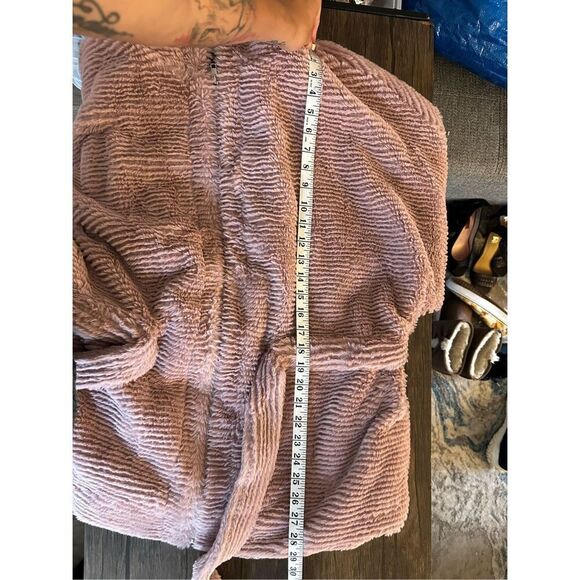 Moon River Faux Fur Taupe Full Zip Jacket Size L Mob Wife Cruella Deville - Picture 12 of 13